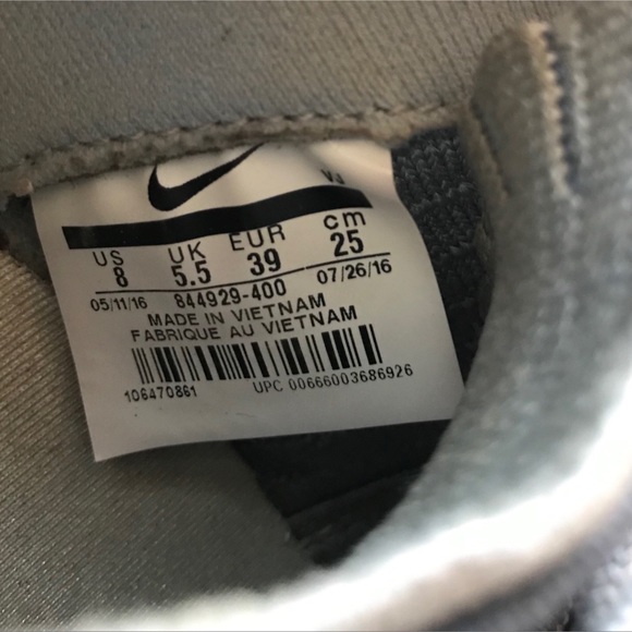 Nike Women’s Gray Roshe Two Fly Knit Running Training Sneakers Size 8 - Picture 5 of 9